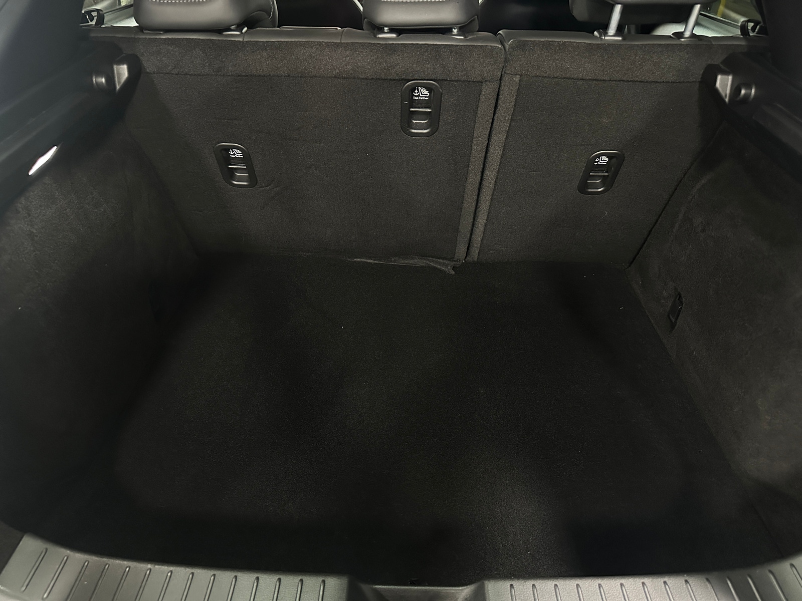 Thumbnail: 2023 Mazda CX-30 - 6