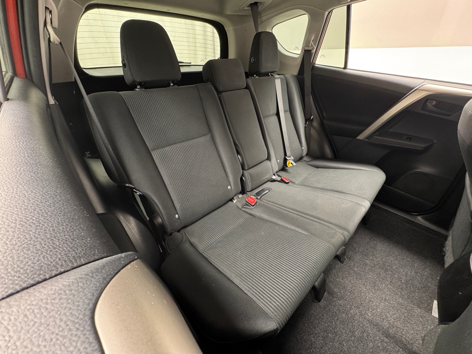 Thumbnail: 2015 Toyota RAV4 - 6