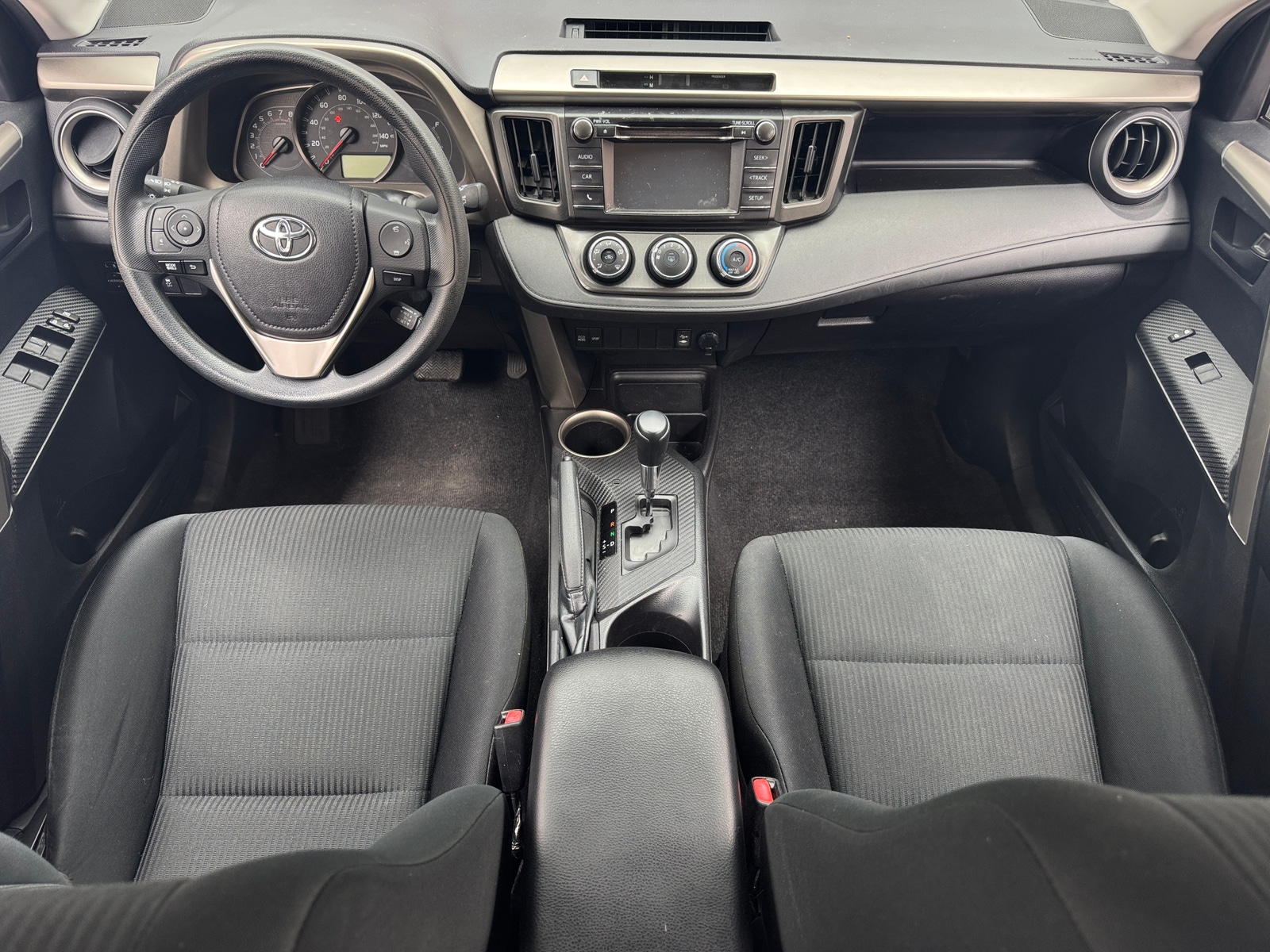 Thumbnail: 2015 Toyota RAV4 - 3