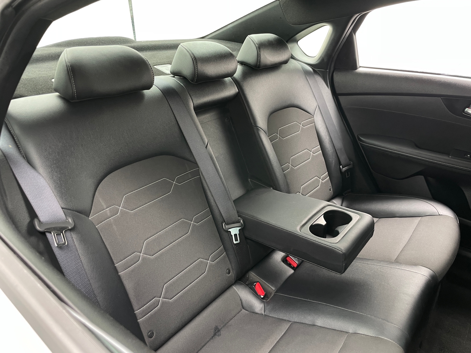 Thumbnail: 2024 Kia Forte - 5