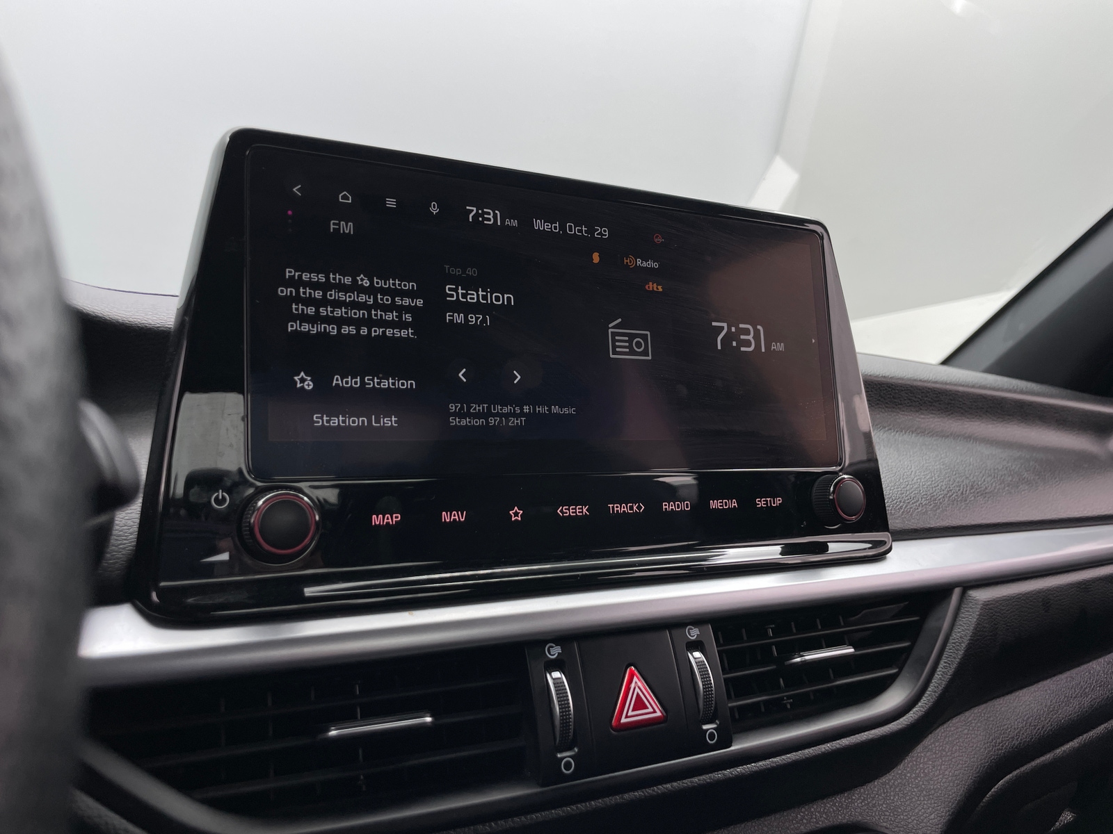 Thumbnail: 2024 Kia Forte - 3