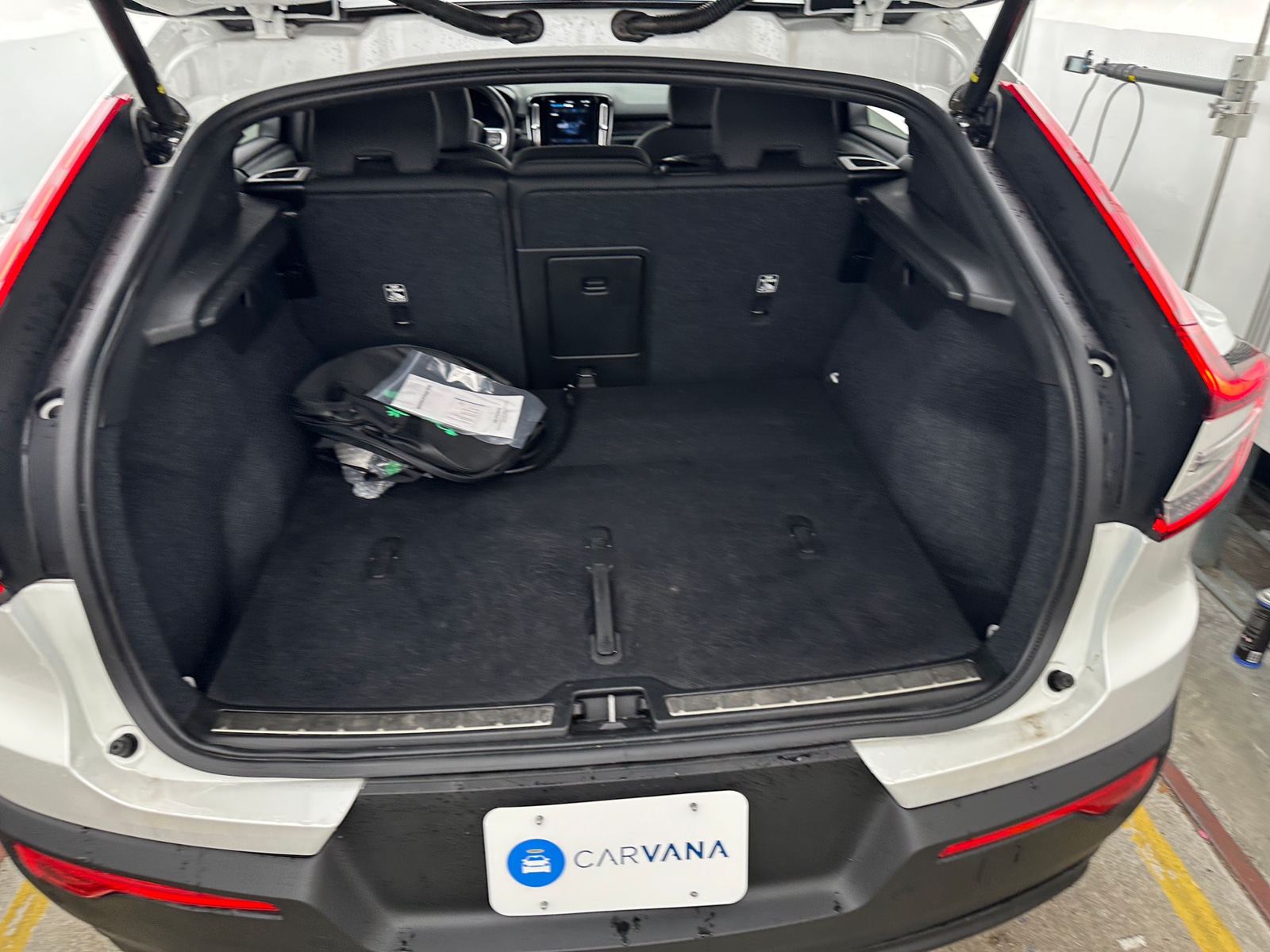 Thumbnail: 2023 Volvo C40 - 7