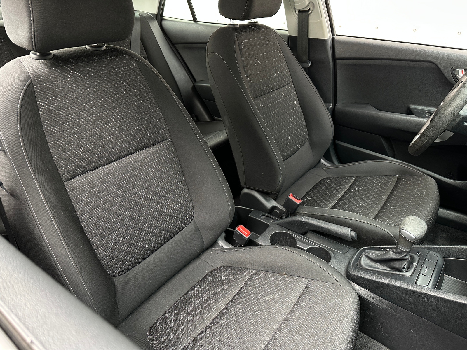 Thumbnail: 2023 Kia Rio - 2