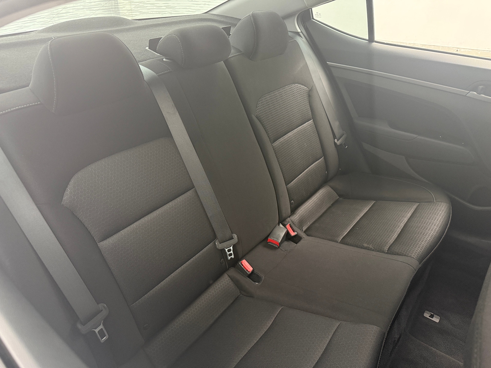 Thumbnail: 2017 Hyundai Elantra - 6