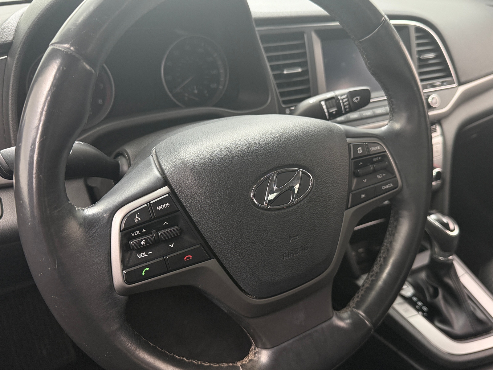 Thumbnail: 2017 Hyundai Elantra - 5