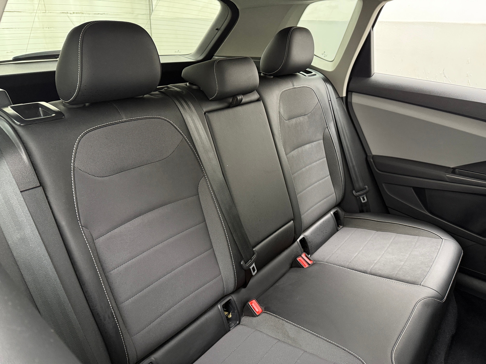 Thumbnail: 2022 Volkswagen Taos - 5