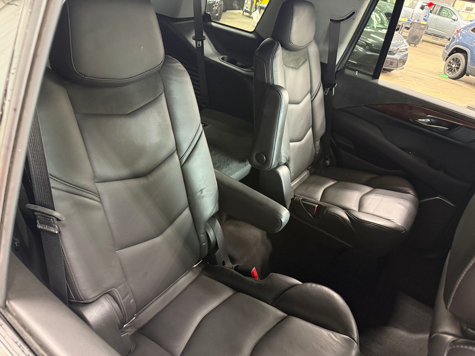 Thumbnail: 2019 Cadillac Escalade - 5