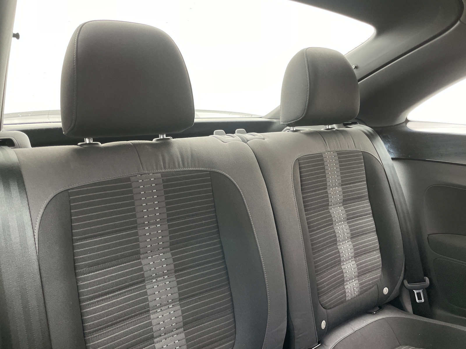 Thumbnail: 2012 Volkswagen Beetle - 5