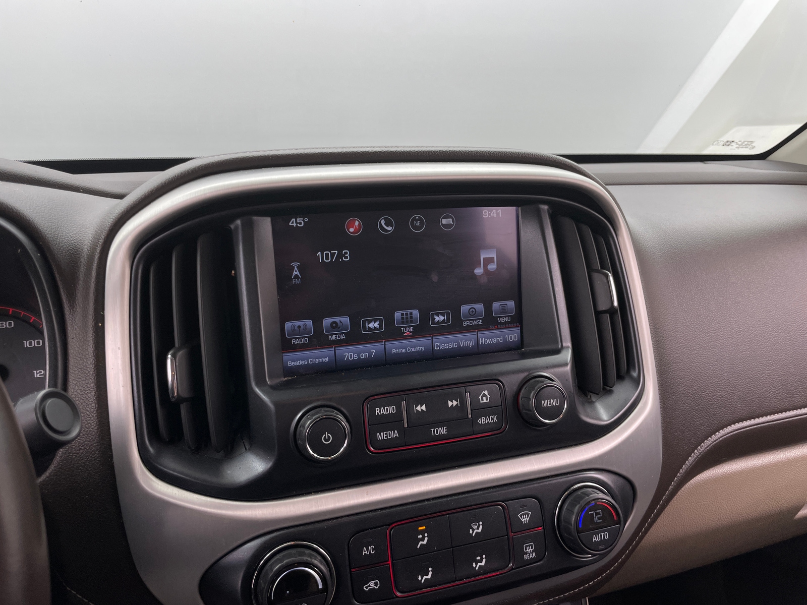 Thumbnail: 2016 GMC Canyon - 3