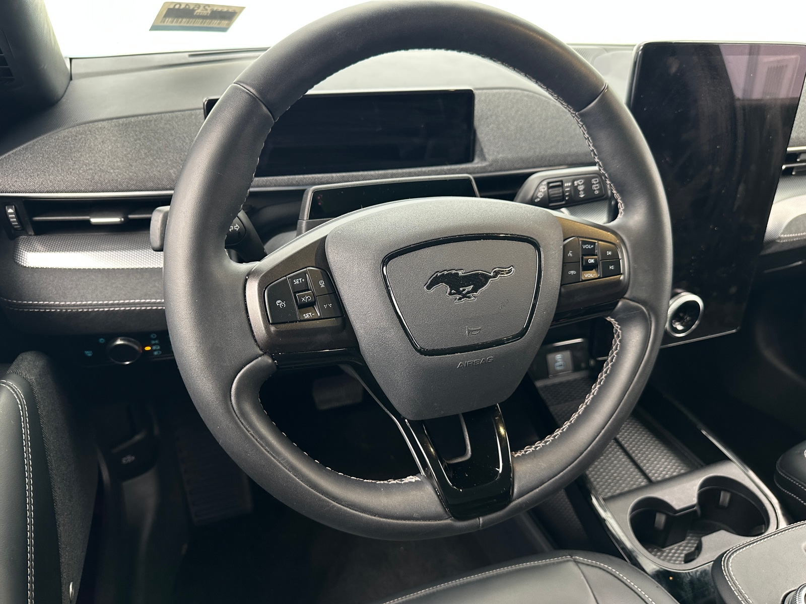 Thumbnail: 2021 Ford Mustang Mach-E - 4