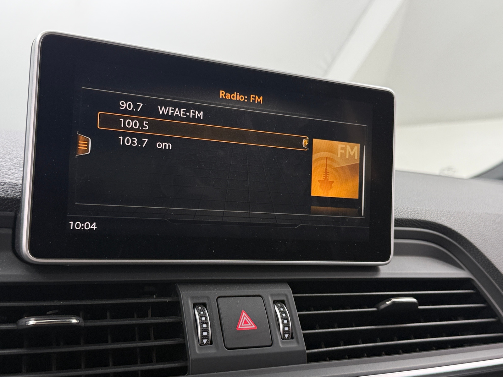 Thumbnail: 2018 Audi SQ5 - 3