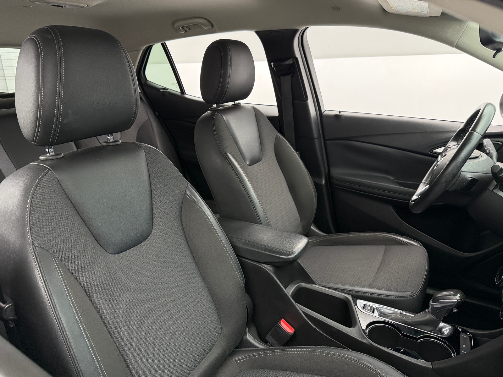 Thumbnail: 2020 Buick Encore GX - 2