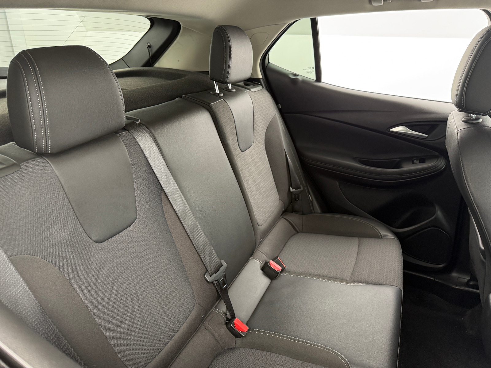 Thumbnail: 2020 Buick Encore GX - 6