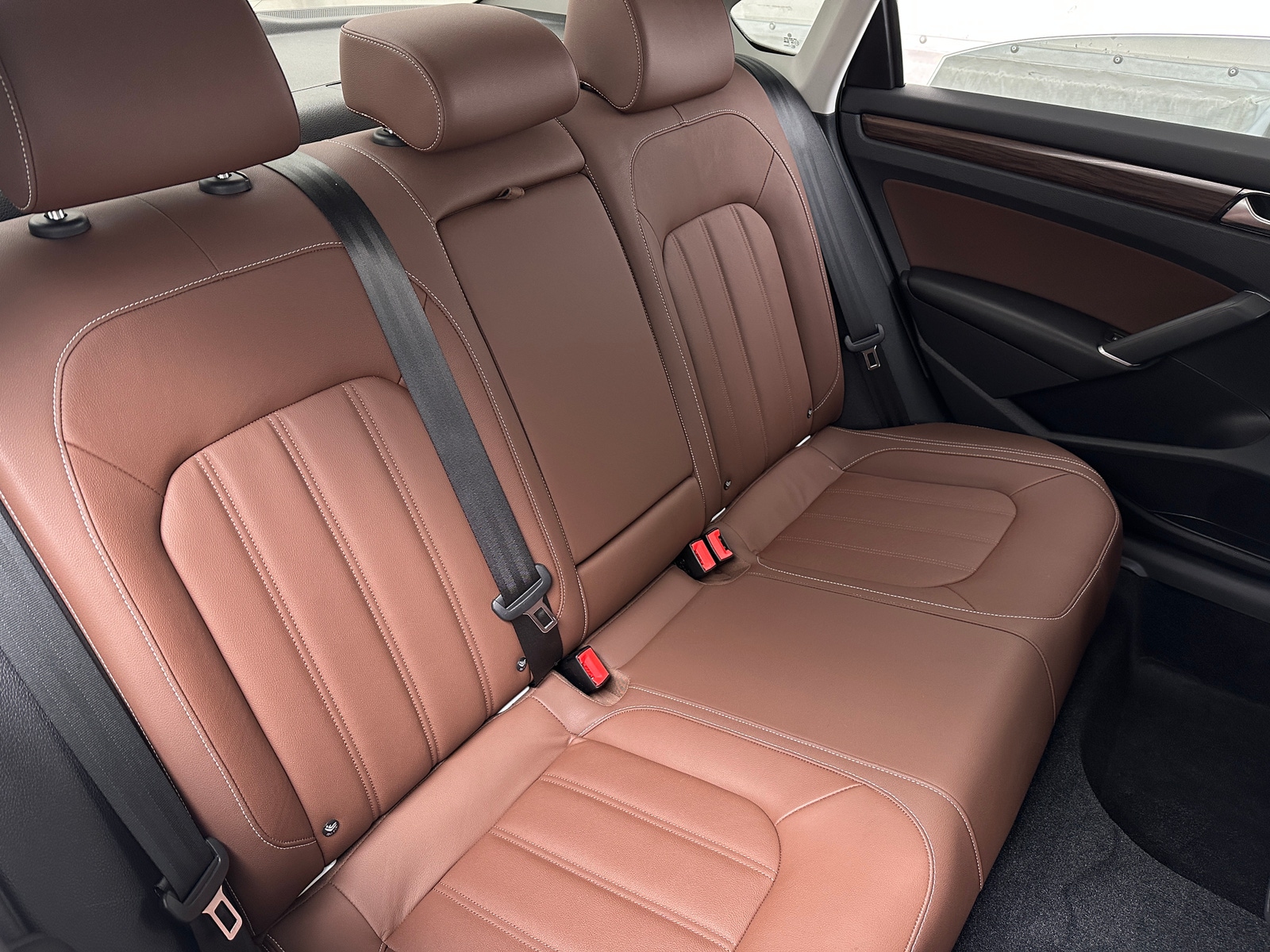 Thumbnail: 2022 Volkswagen Passat - 5