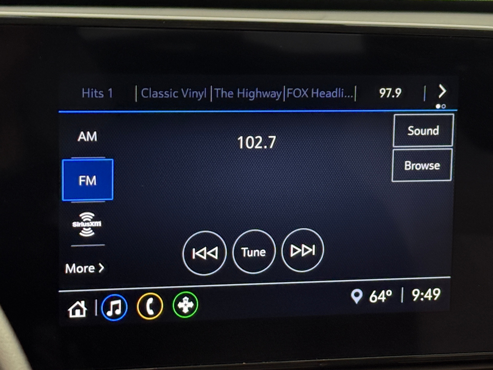 Thumbnail: 2025 Chevrolet Trax - 4