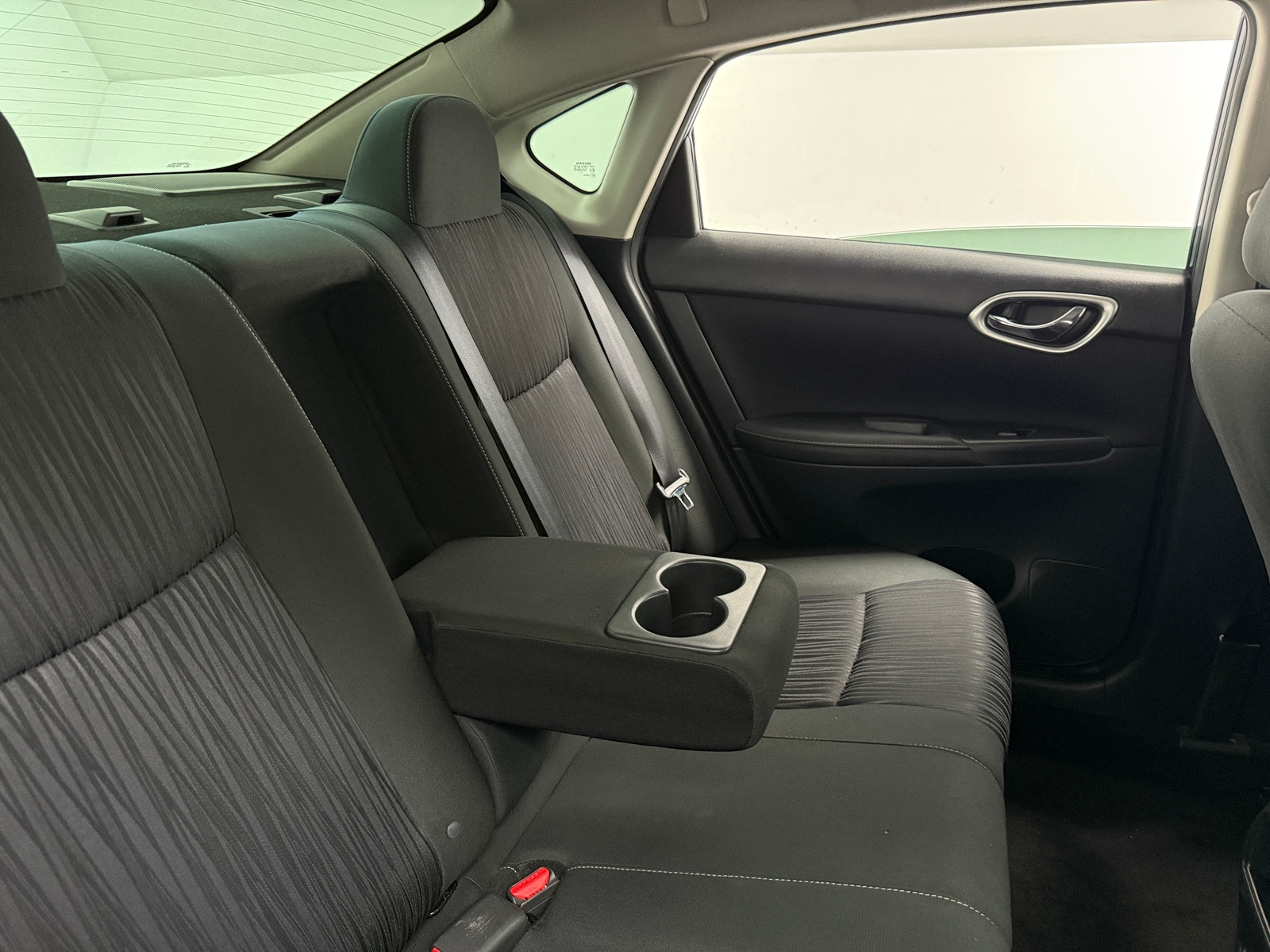 Thumbnail: 2019 Nissan Sentra - 6