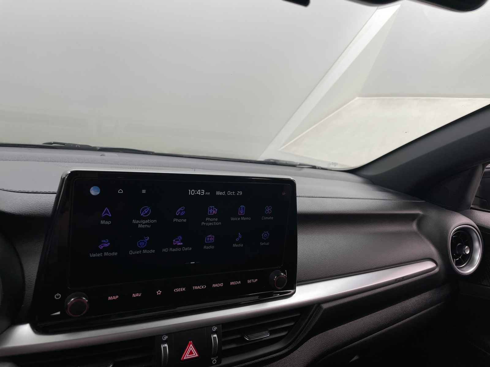 Thumbnail: 2023 Kia Forte - 4