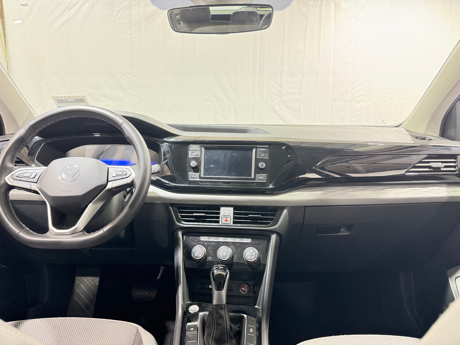 Thumbnail: 2024 Volkswagen Taos - 3