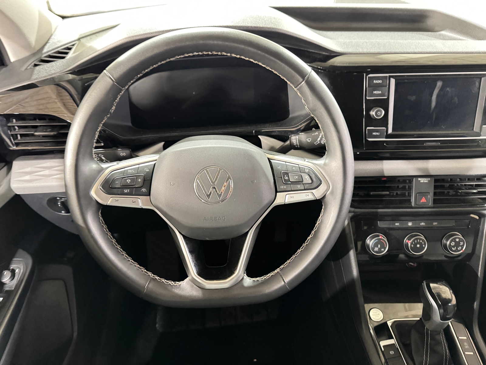 Thumbnail: 2024 Volkswagen Taos - 5