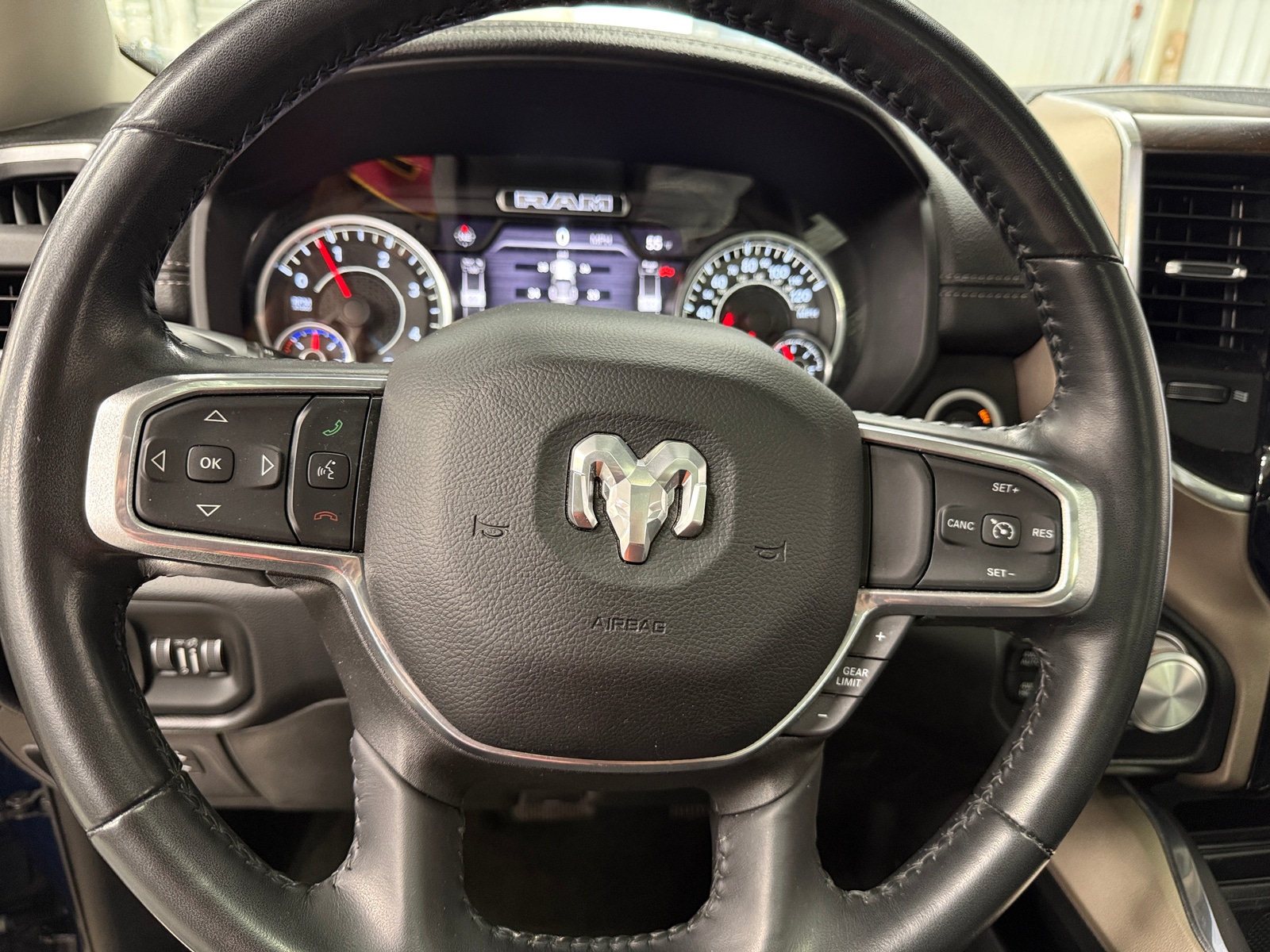 Thumbnail: 2022 RAM 1500 - 4