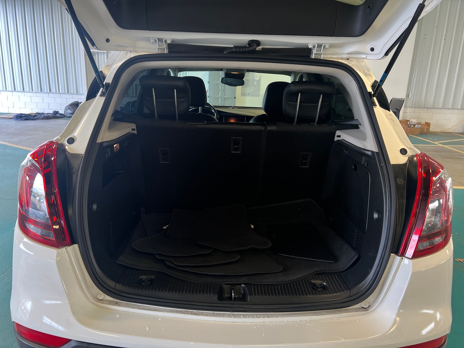 Thumbnail: 2020 Buick Encore - 7