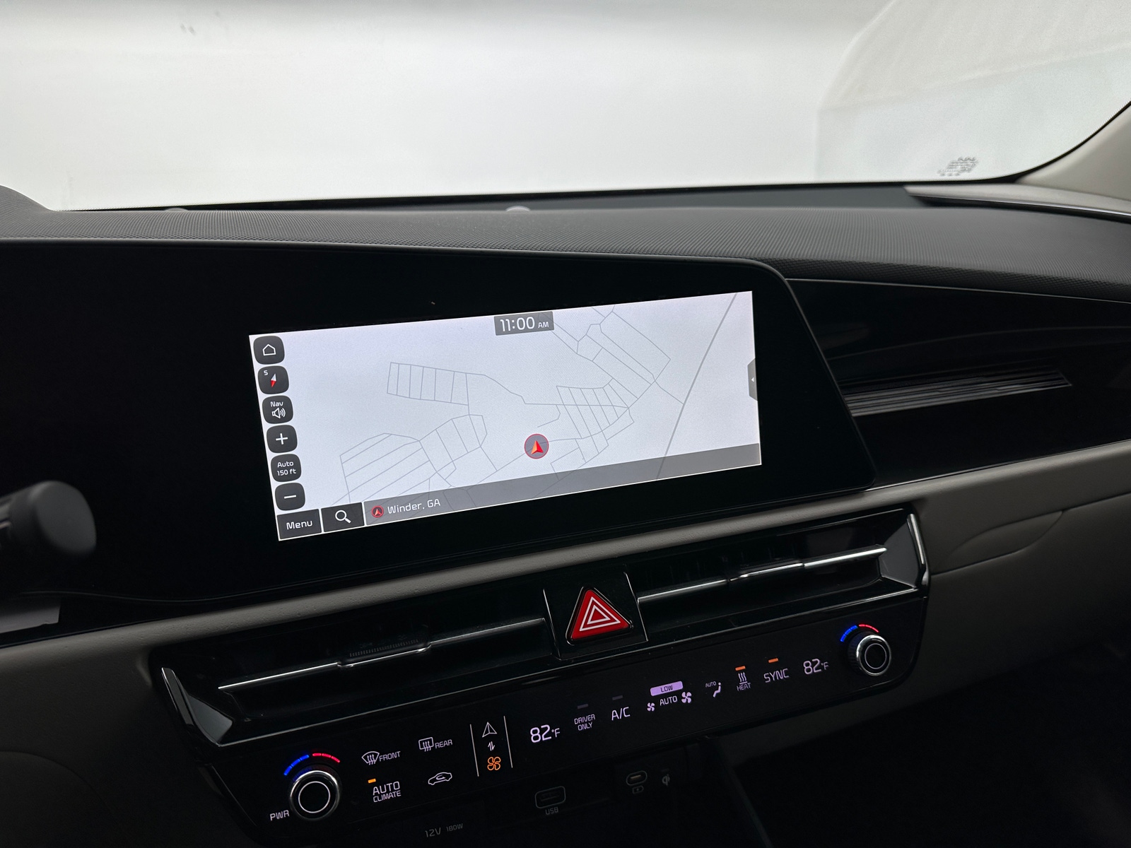 Thumbnail: 2023 Kia Niro - 3