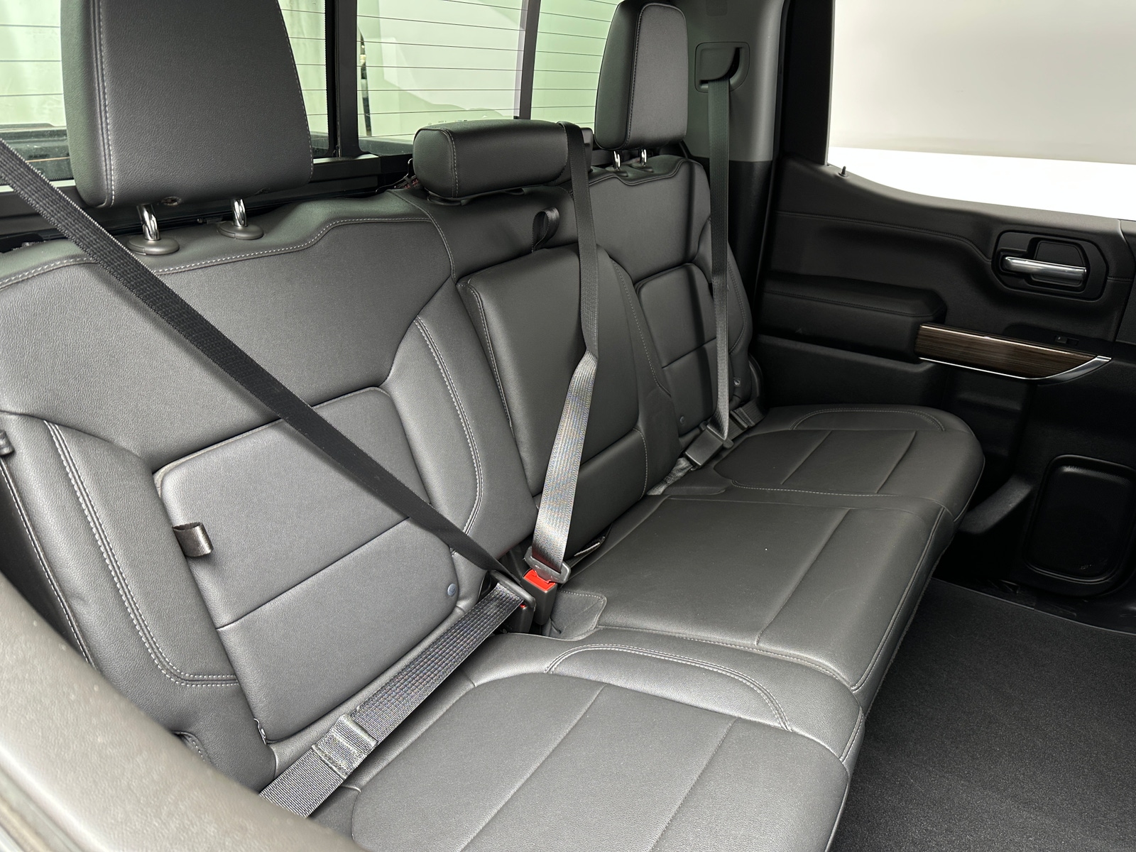 Thumbnail: 2022 Chevrolet Silverado 1500 - 5