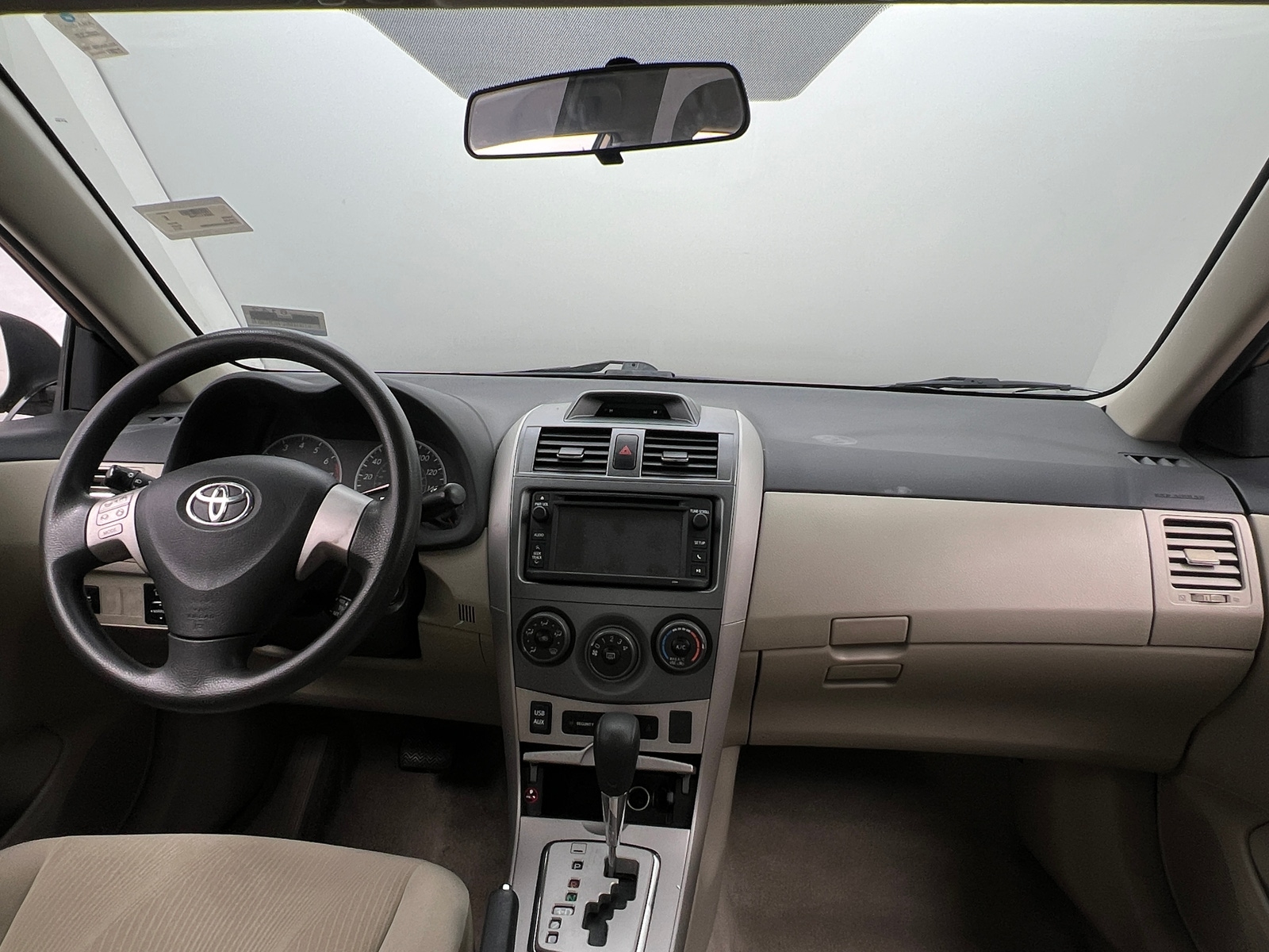 Thumbnail: 2013 Toyota Corolla - 3