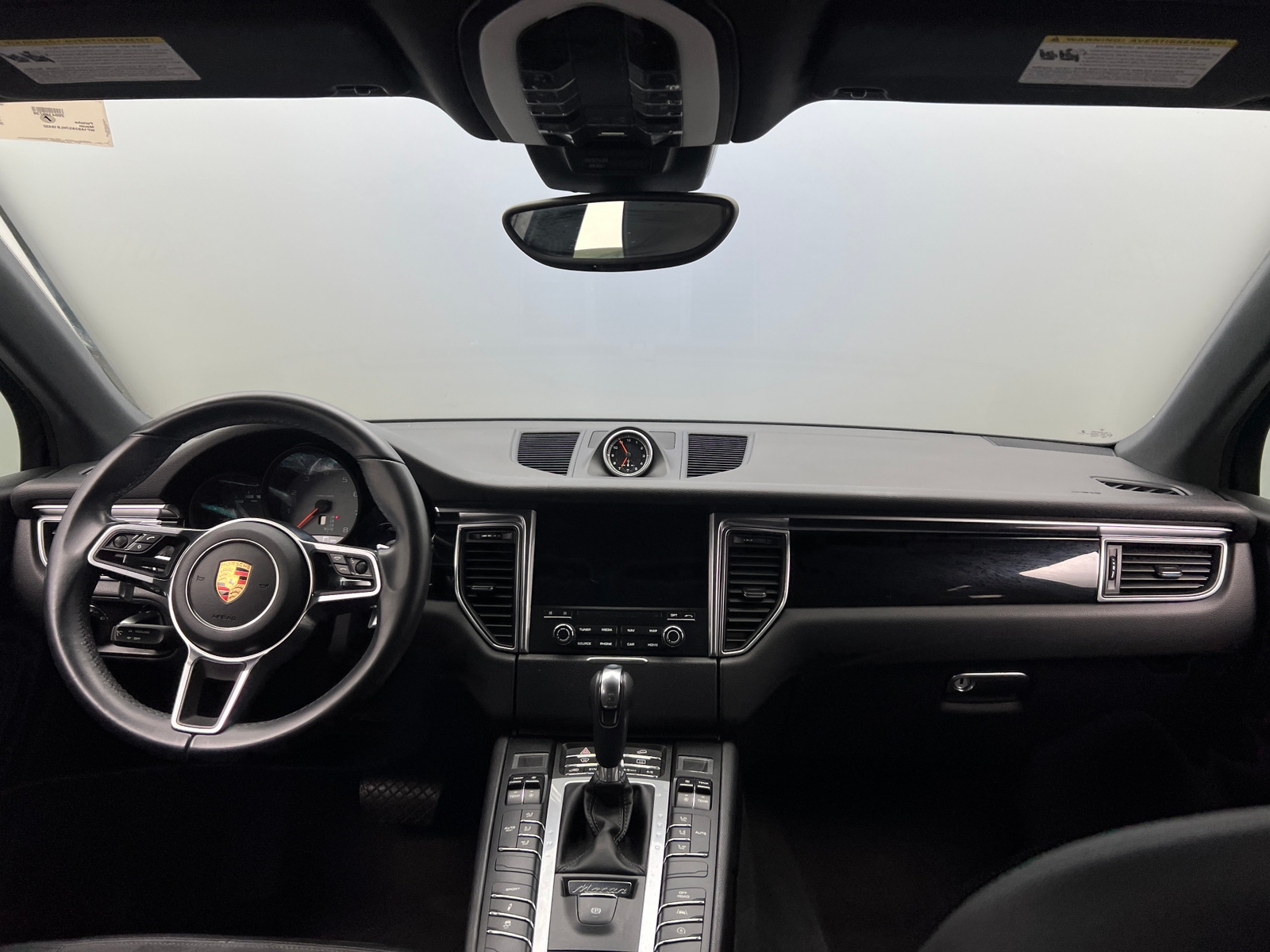 Thumbnail: 2017 Porsche Macan - 2