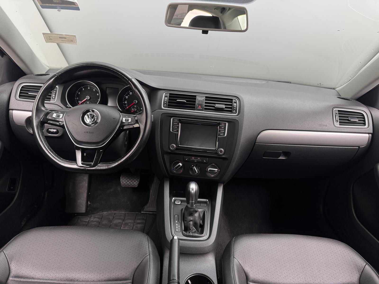 Thumbnail: 2018 Volkswagen Jetta - 2