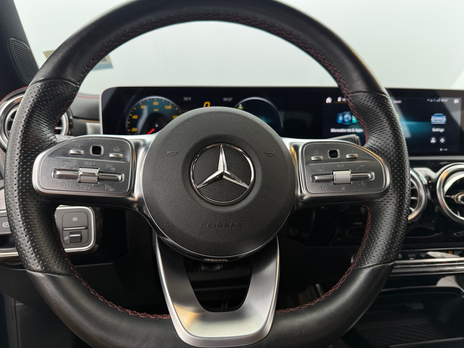 Thumbnail: 2020 Mercedes-Benz CLA - 3