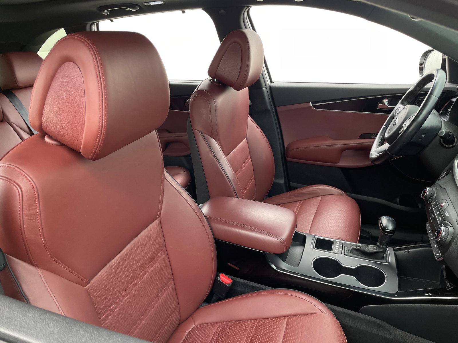 Thumbnail: 2016 Kia Sorento - 2