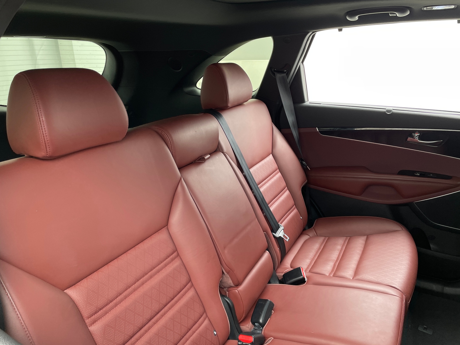 Thumbnail: 2016 Kia Sorento - 6