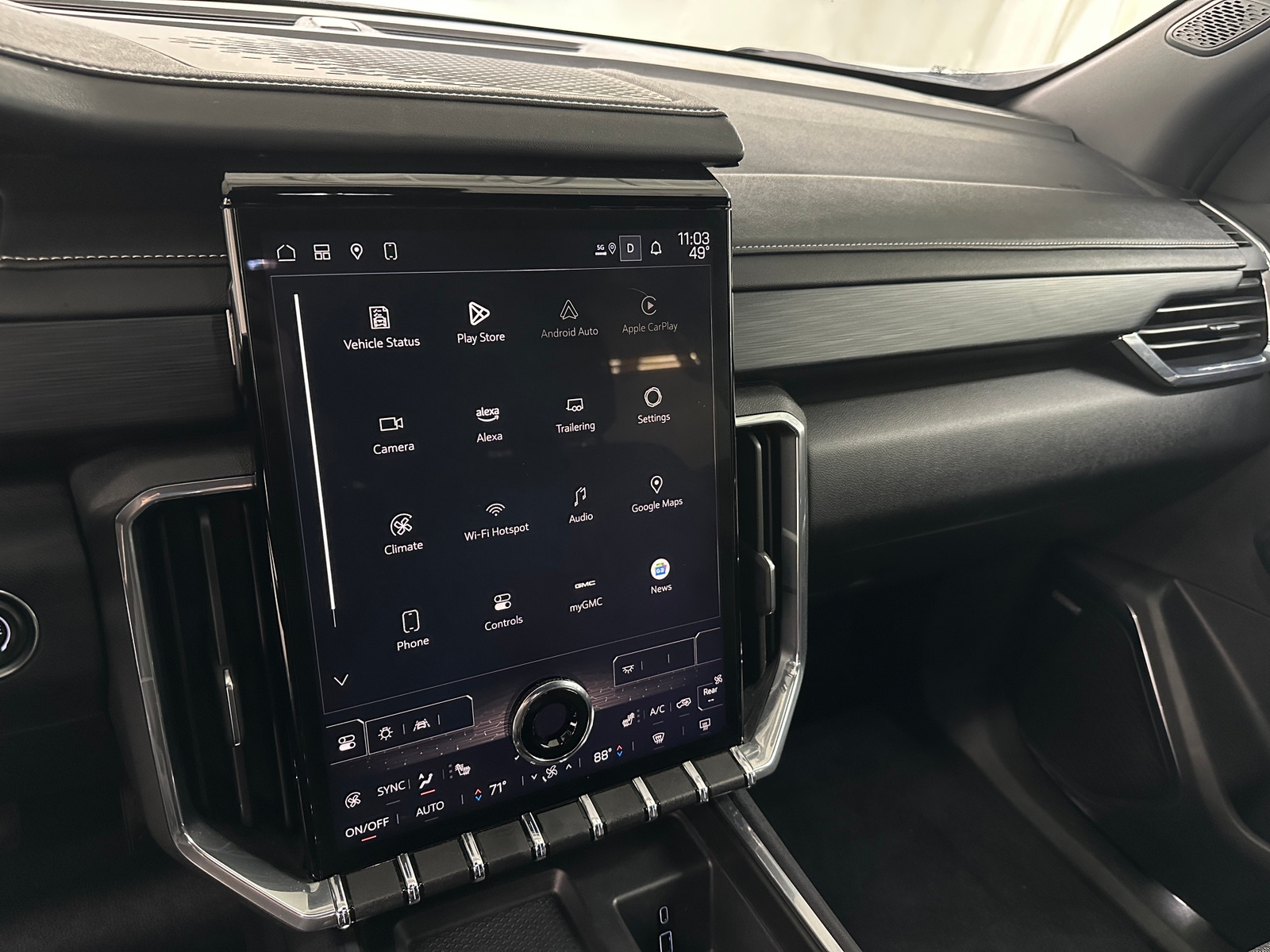 Thumbnail: 2025 GMC Acadia - 4