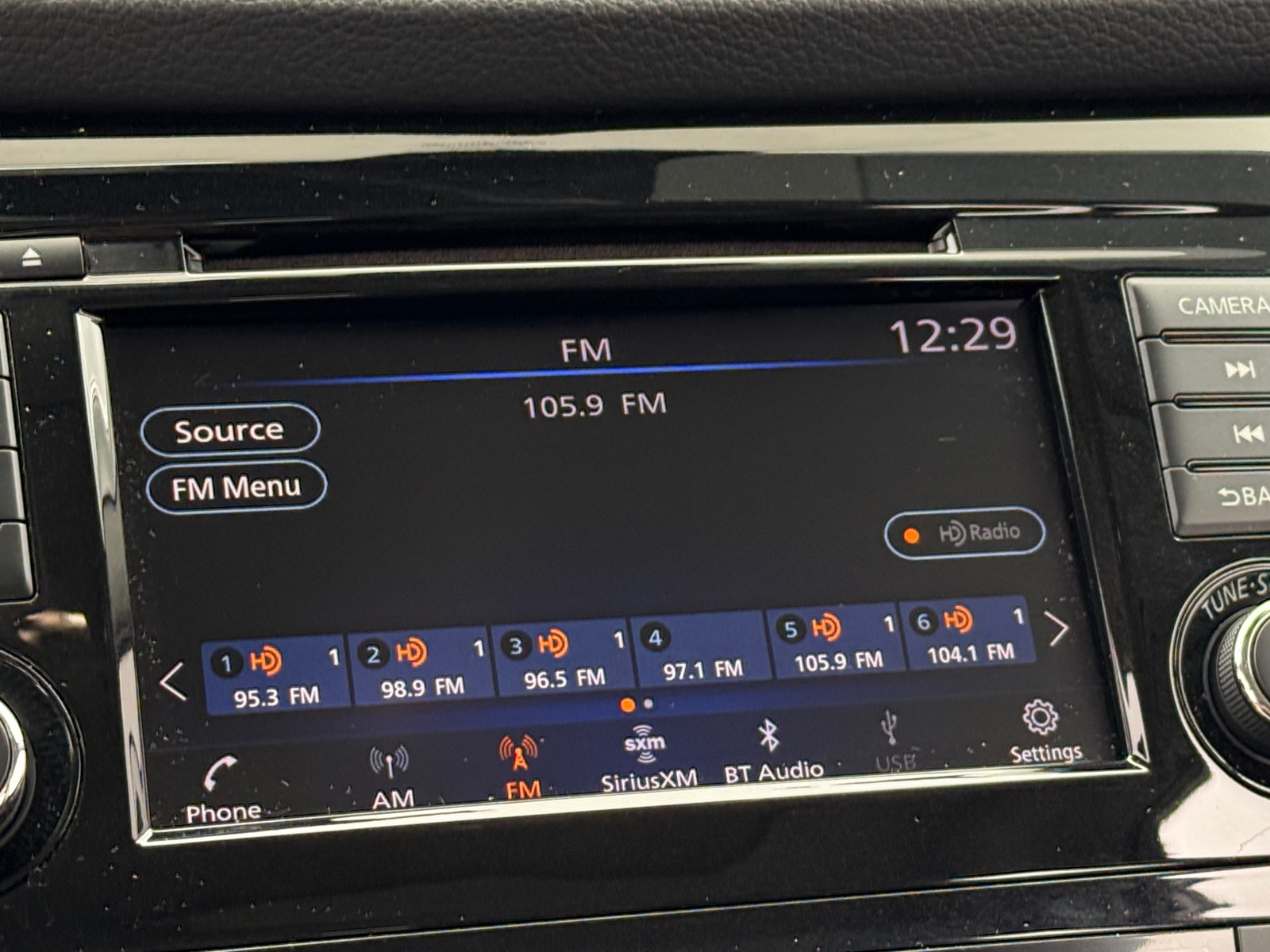 Thumbnail: 2020 Nissan Rogue Sport - 3