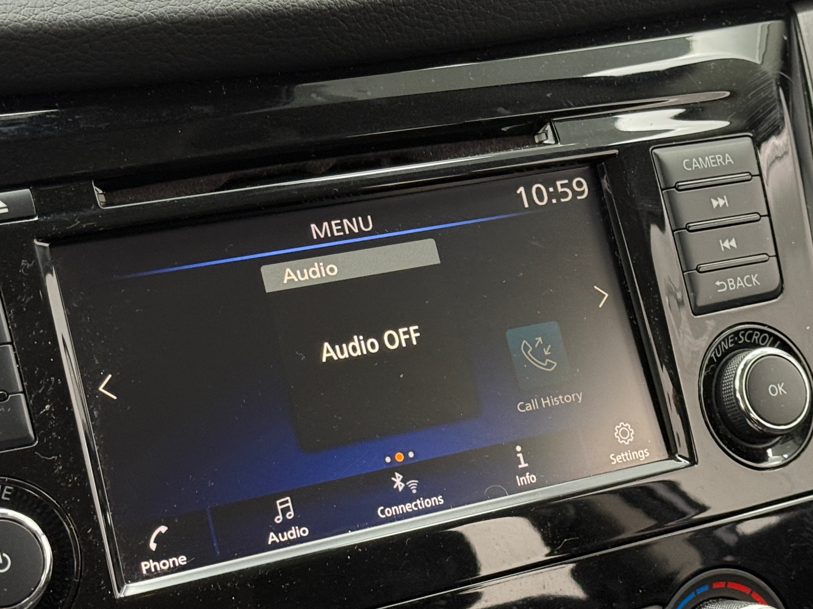 Thumbnail: 2021 Nissan Rogue Sport - 4