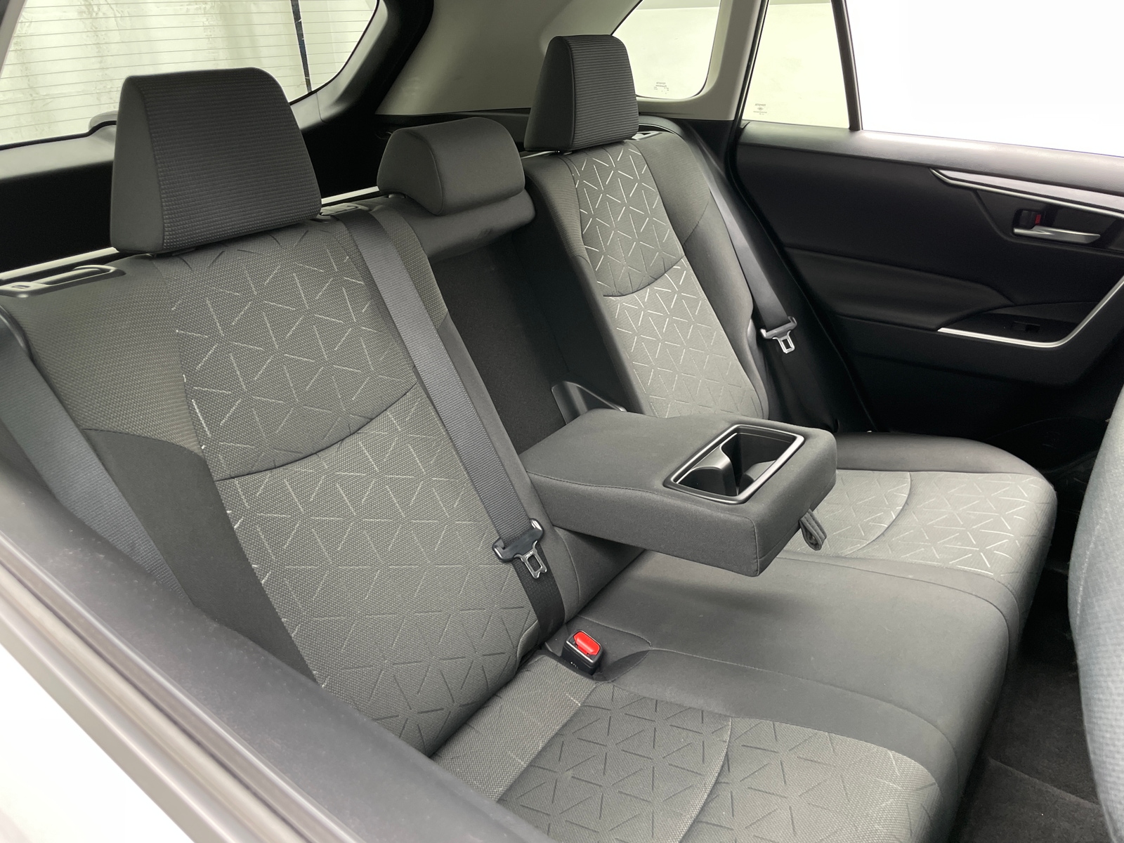 Thumbnail: 2021 Toyota RAV4 - 6