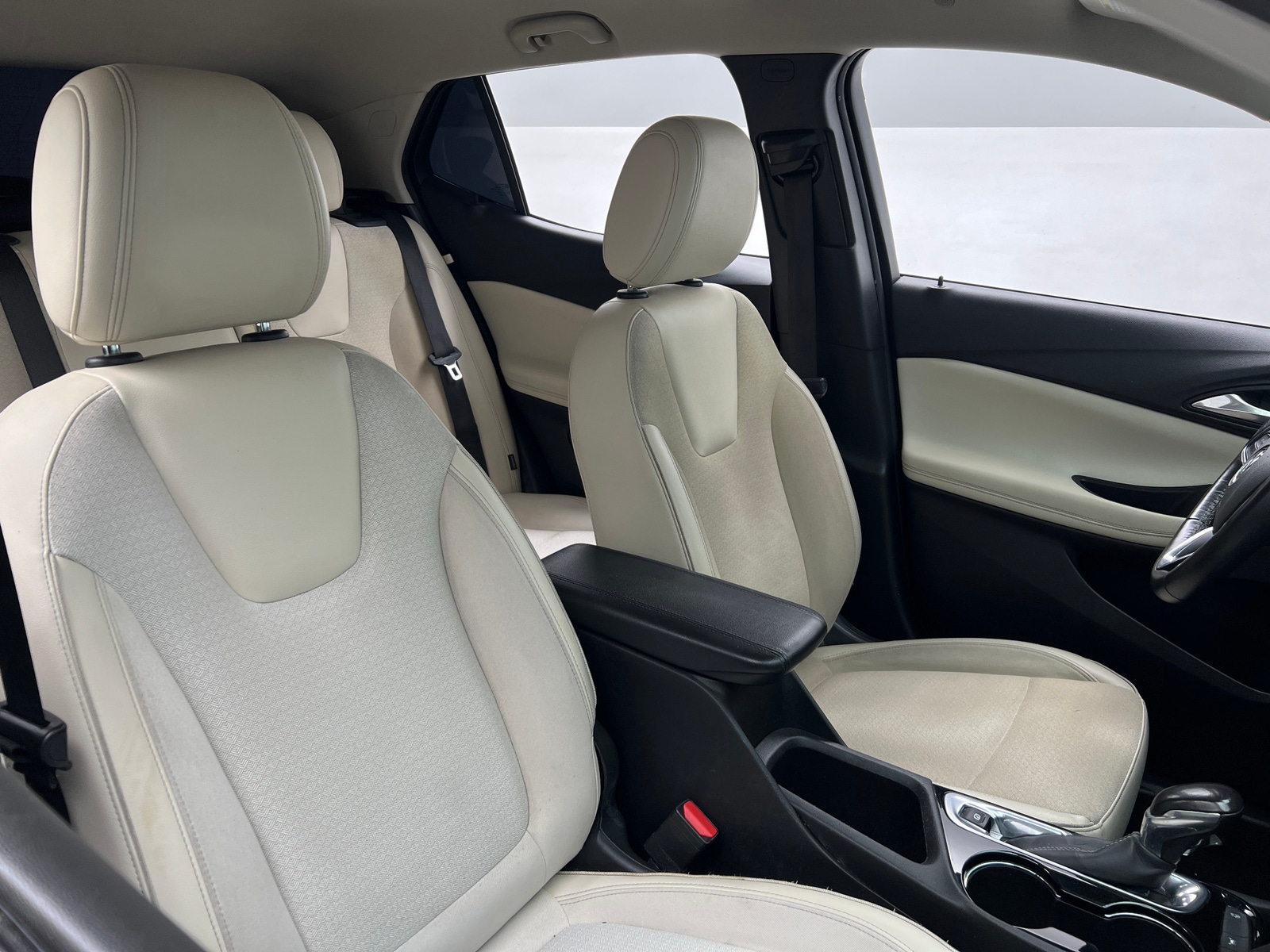 Thumbnail: 2021 Buick Encore GX - 2