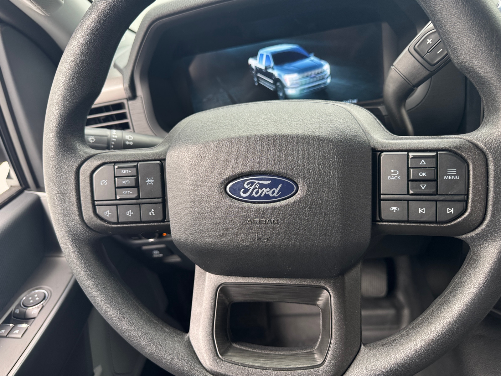 Thumbnail: 2024 Ford Econoline - 4