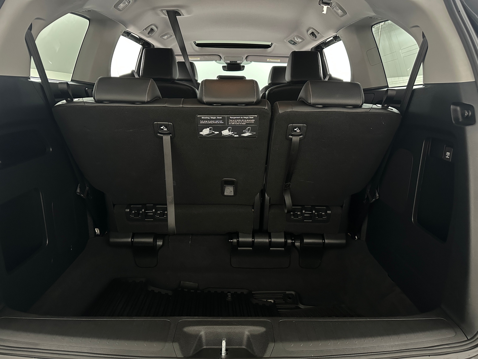 Thumbnail: 2022 Honda Odyssey - 6