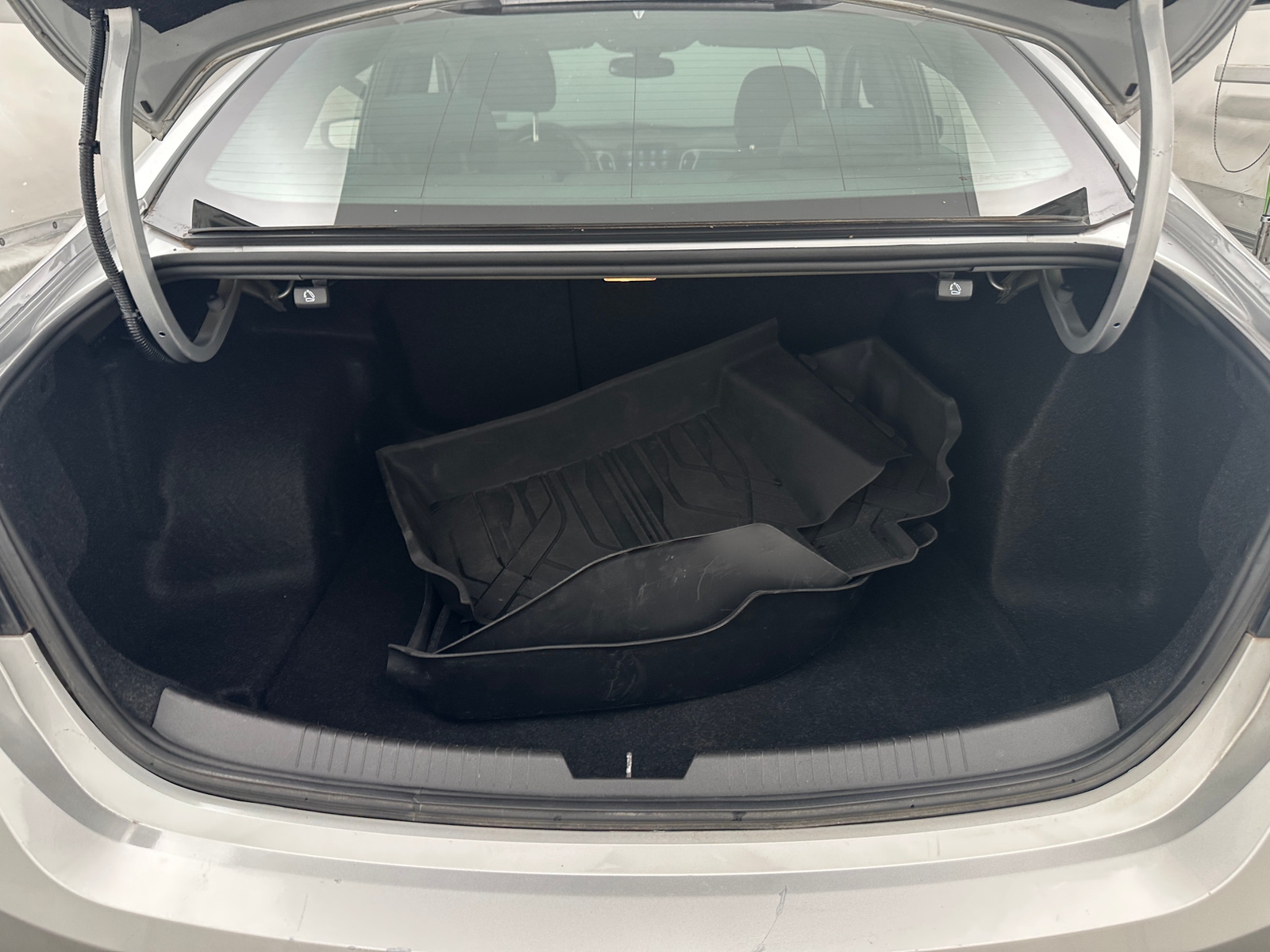 Thumbnail: 2022 Chevrolet Malibu - 7