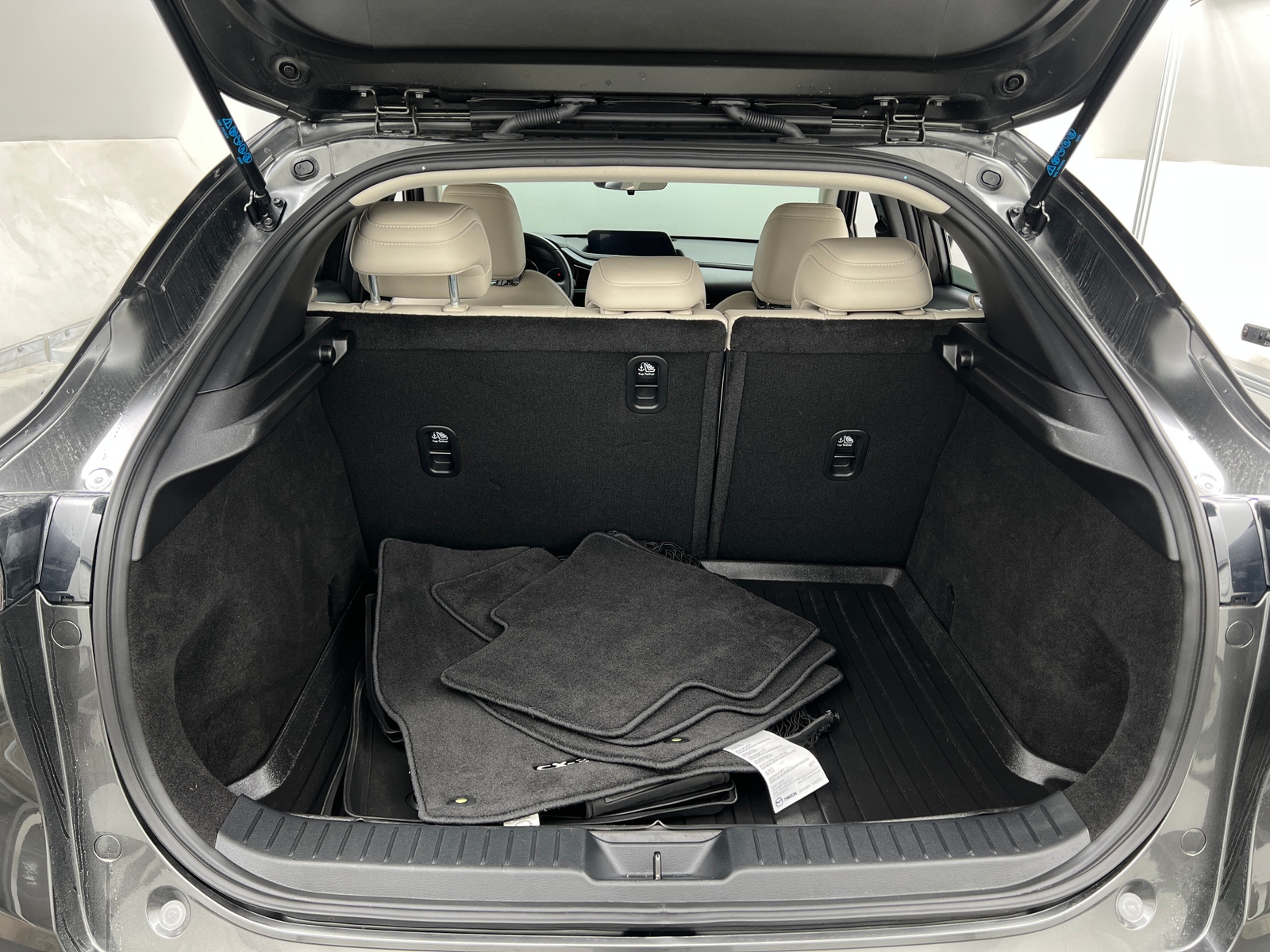 Thumbnail: 2023 Mazda CX-30 - 6