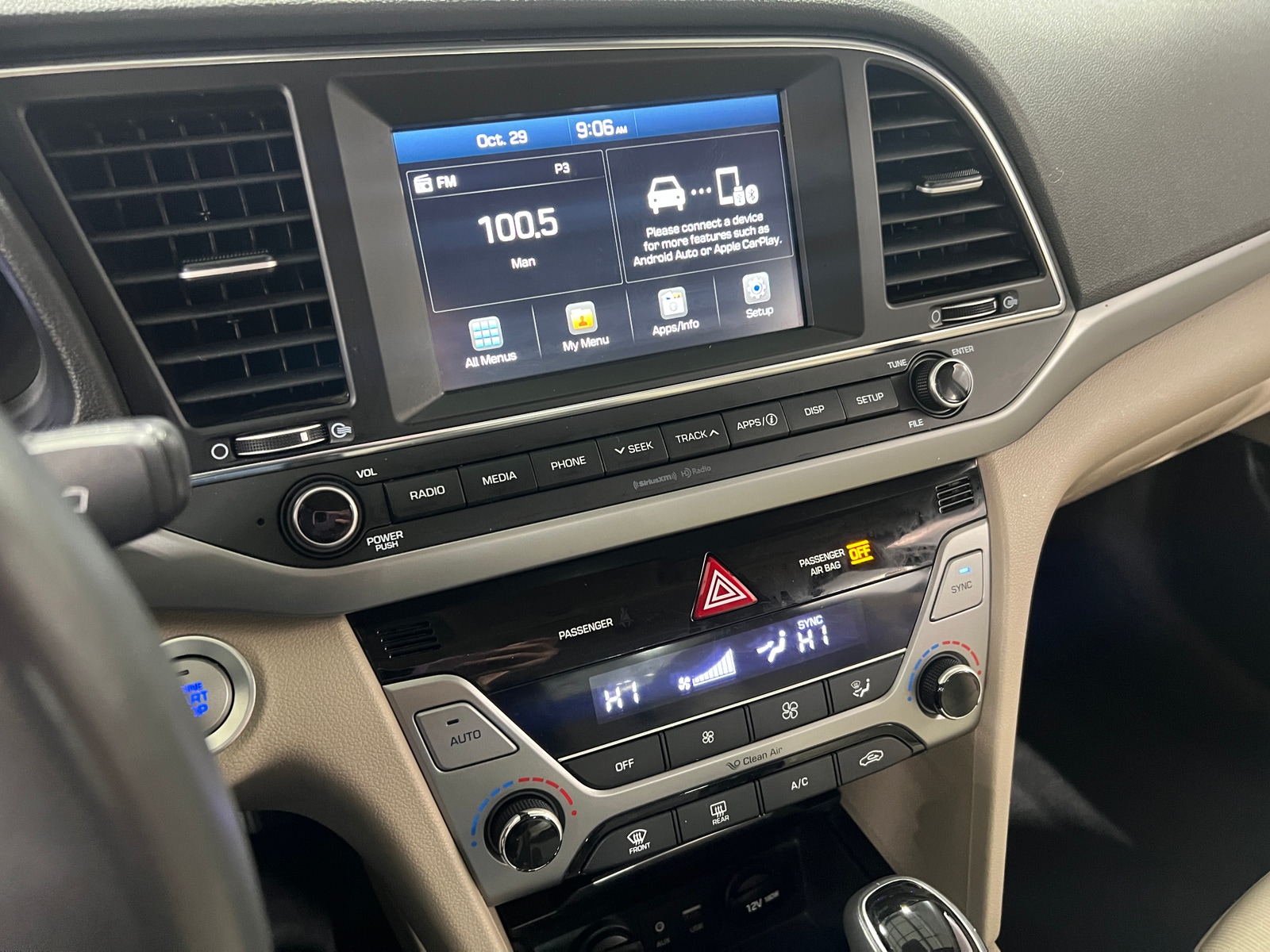 Thumbnail: 2018 Hyundai Elantra - 4