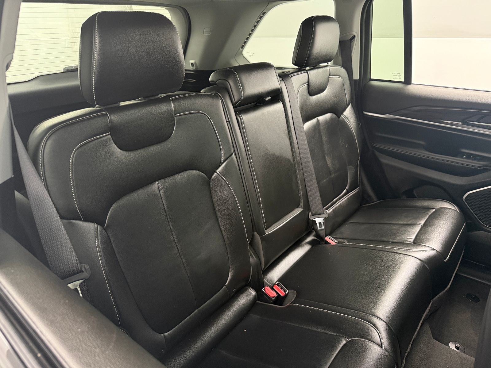 Thumbnail: 2022 Jeep Grand Cherokee - 5