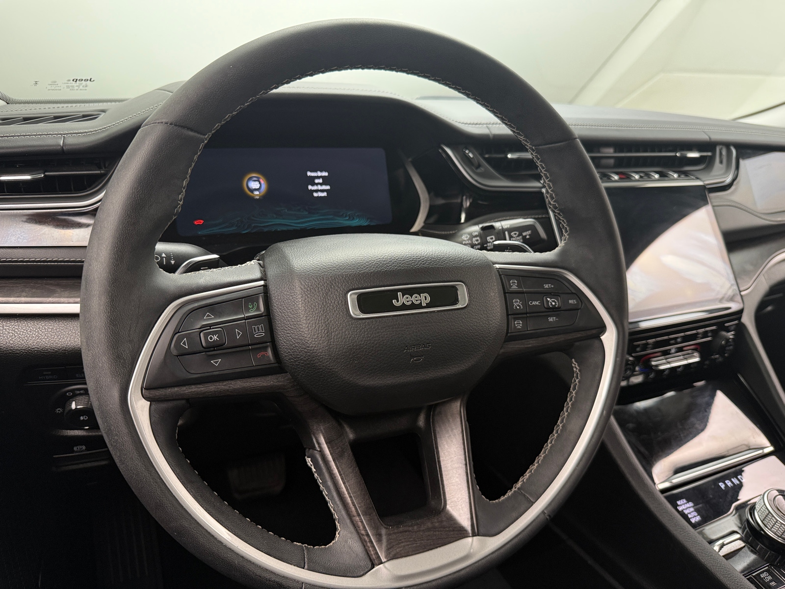 Thumbnail: 2022 Jeep Grand Cherokee - 4