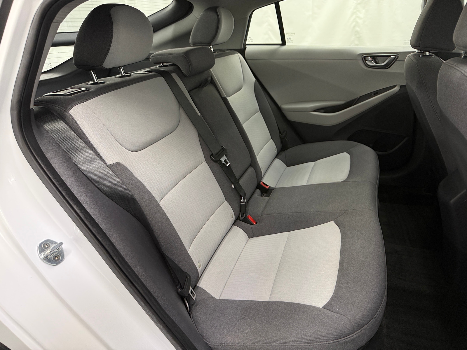 Thumbnail: 2020 Hyundai Ioniq - 6