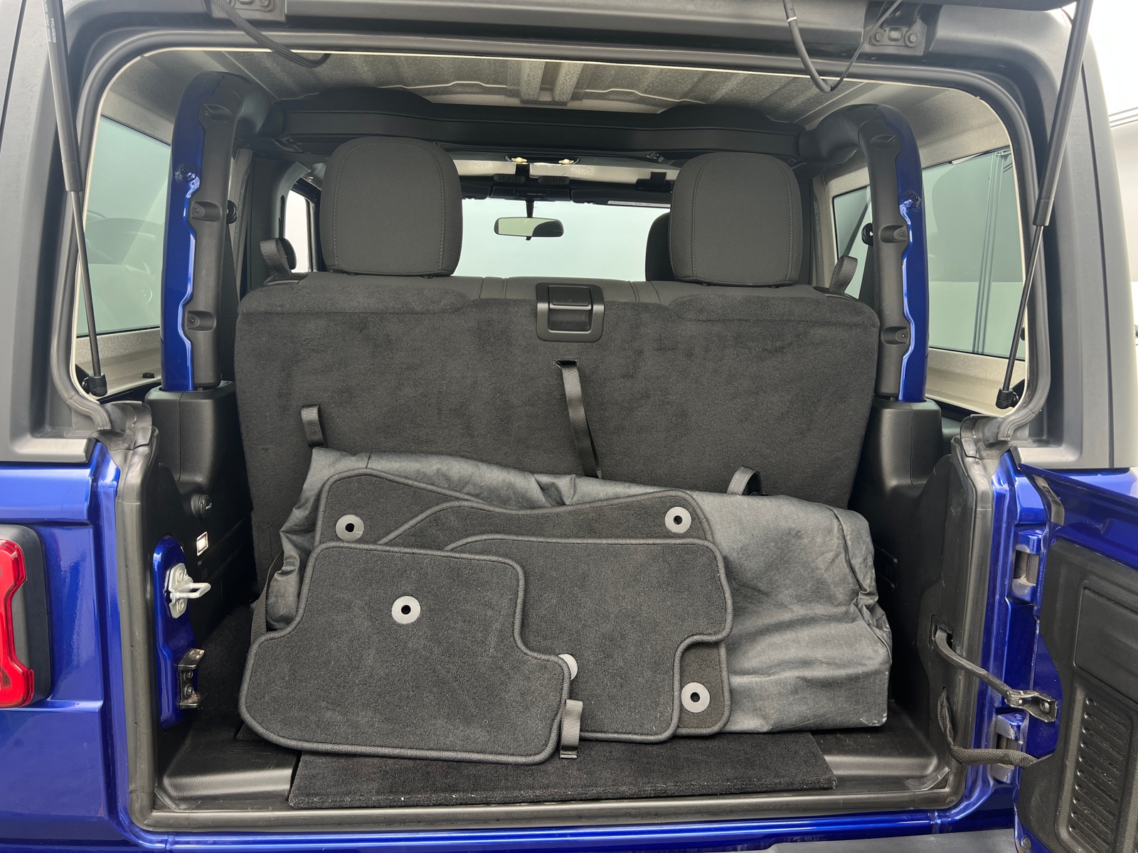 Thumbnail: 2019 Jeep Wrangler - 7