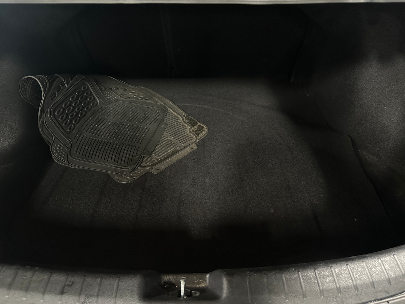 Thumbnail: 2022 Kia Forte - 7