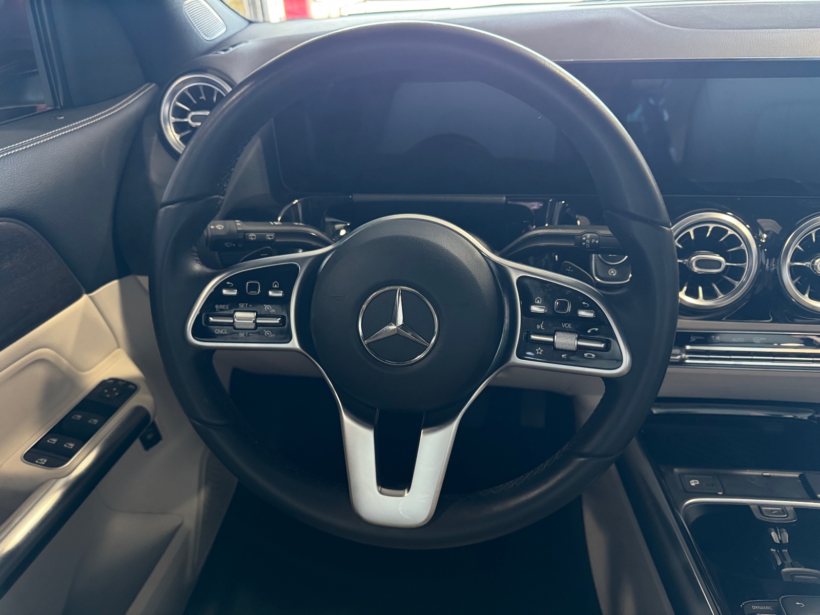 Thumbnail: 2021 Mercedes-Benz GLA - 4