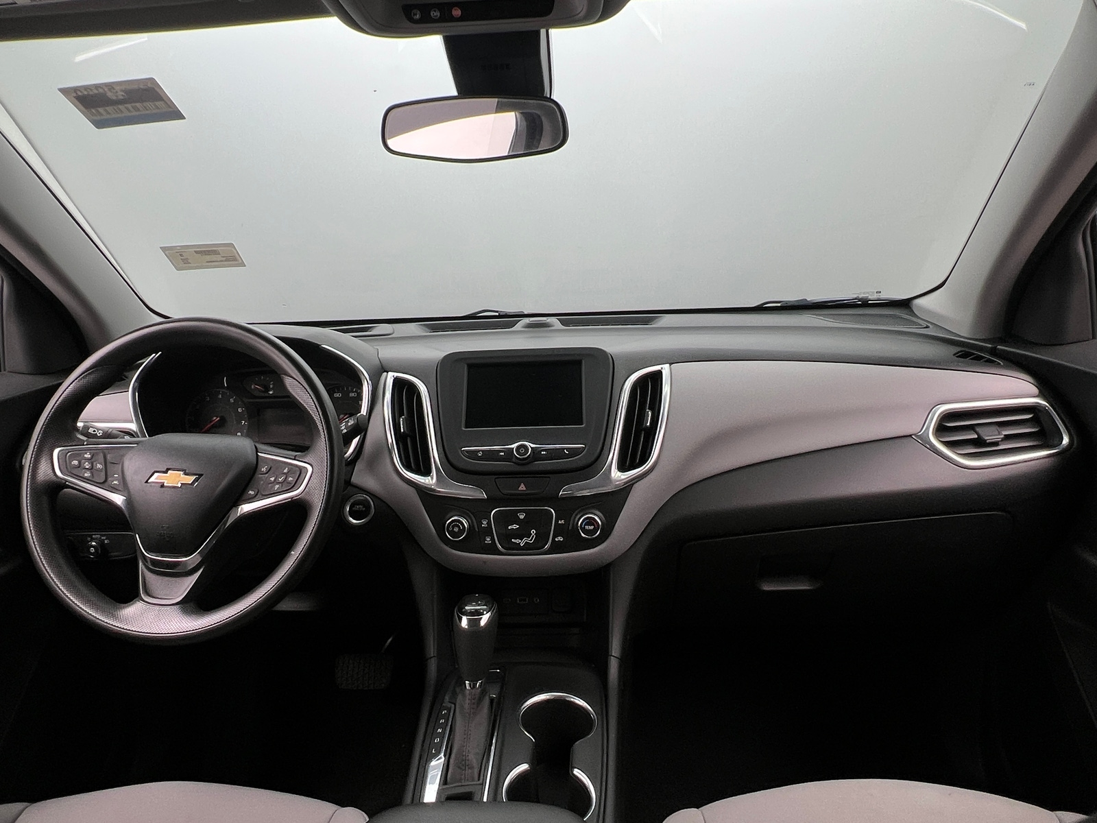 Thumbnail: 2020 Chevrolet Equinox - 3